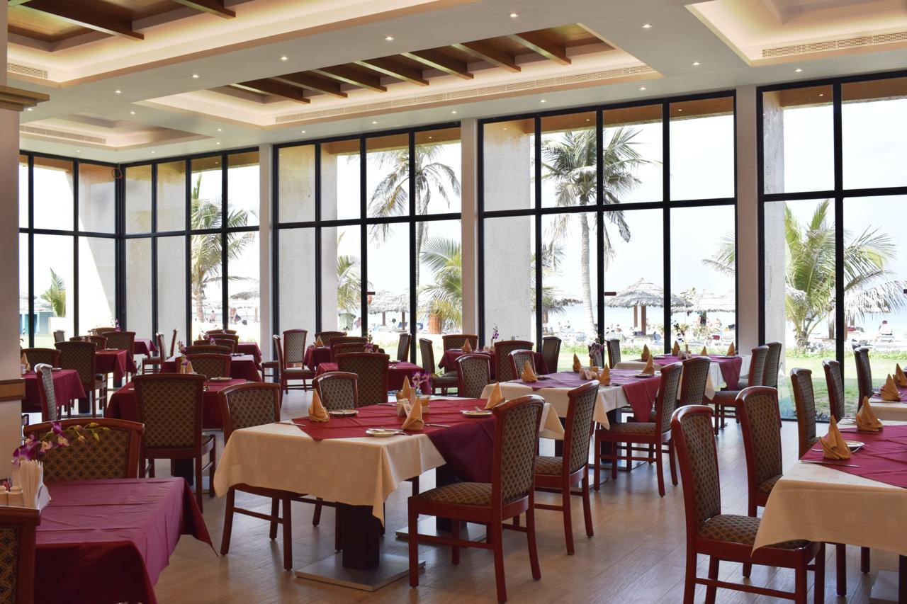 Lou'Lou'A Beach Resort Sharjah Exterior foto